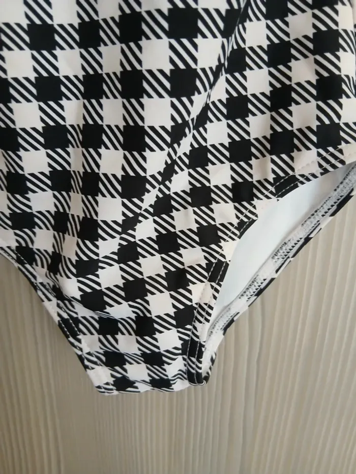 Maillot fille 5/6 Bnosy - photo numéro 3