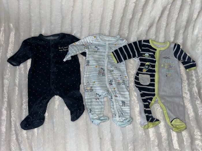 3 Pyjamas polaire une pièce