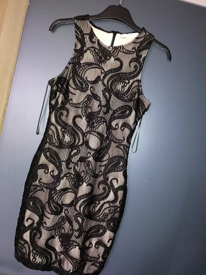 Robe mango noir en dentelle cs - photo numéro 3