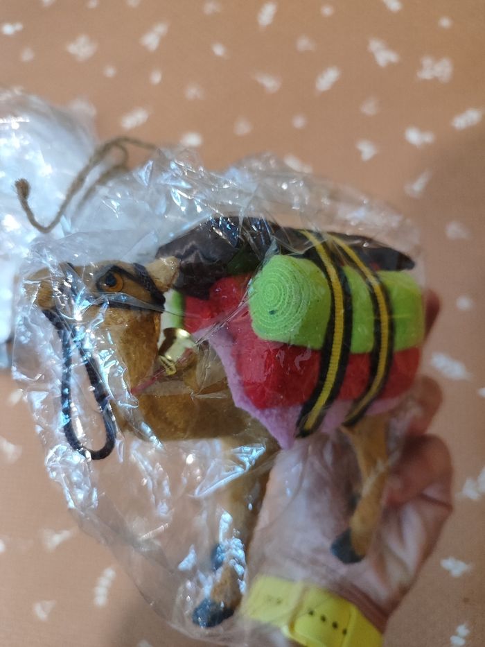 Lot de 2 figurines âne et dromadaire neuves - photo numéro 3