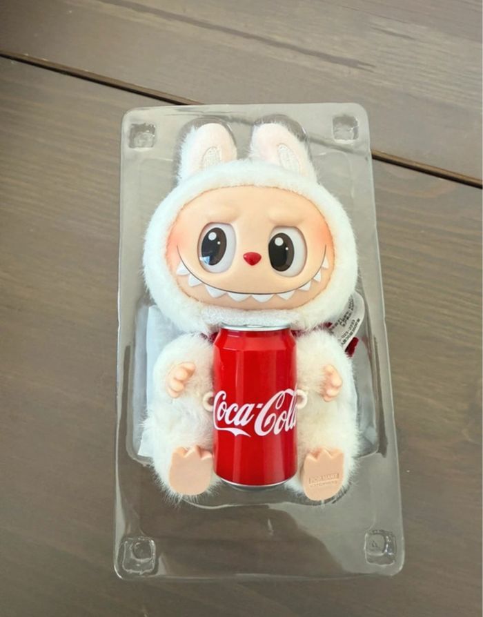 Labubu Coca Cola