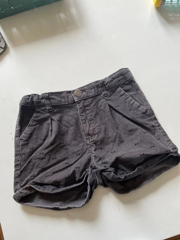 Short gris enfant