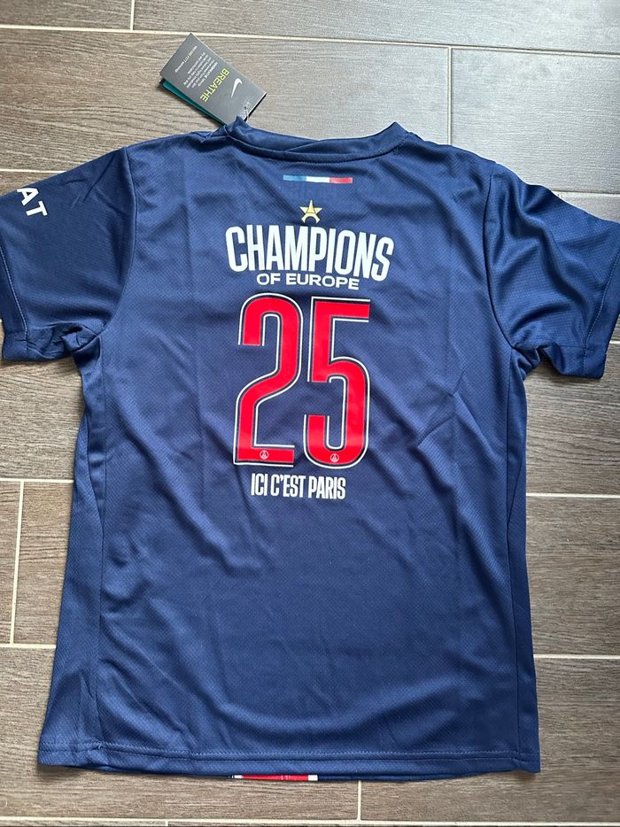Ensemble PSG édition champions NEUF - photo numéro 2
