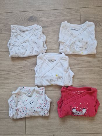 Lot de 5 bodies bébé fille 1 mois manches longues