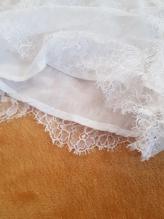 Short femme en dentelle - photo numéro 3