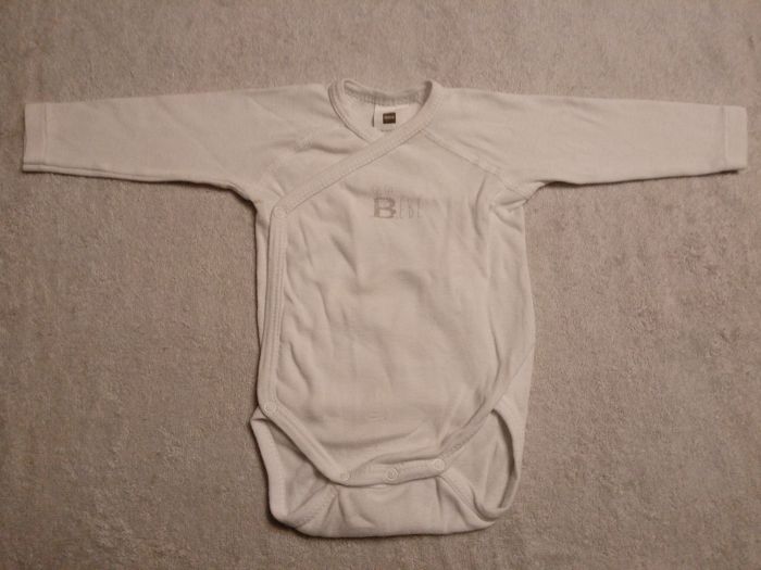 Lot de 2 bodies 3 mois (réf perso C56-C55)(familleac72) - photo numéro 2