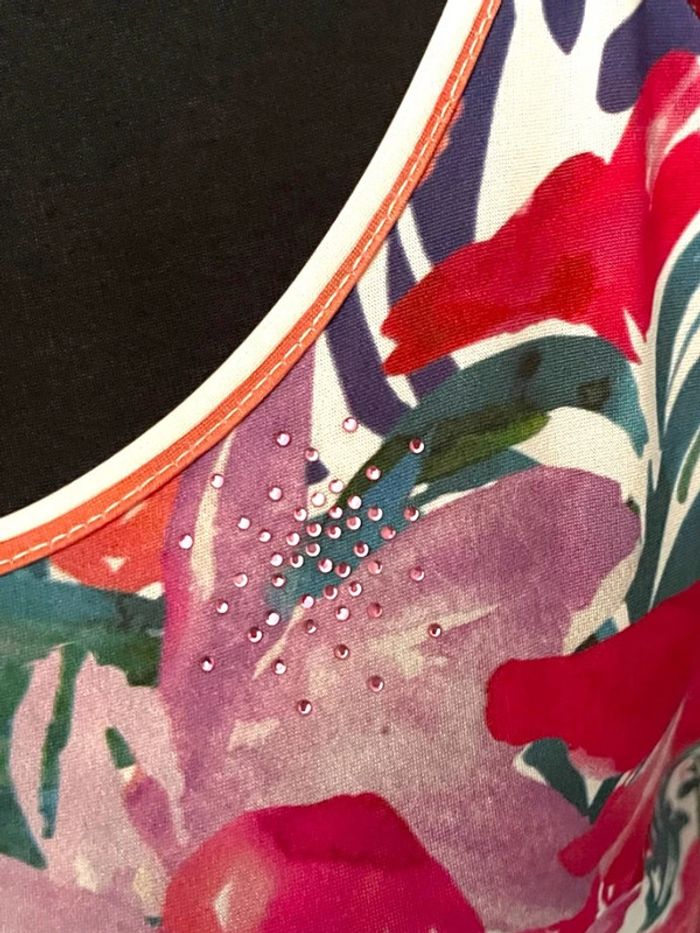 Top fleuri avec strass Swarovski – Linea Cinque Taille S - photo numéro 2
