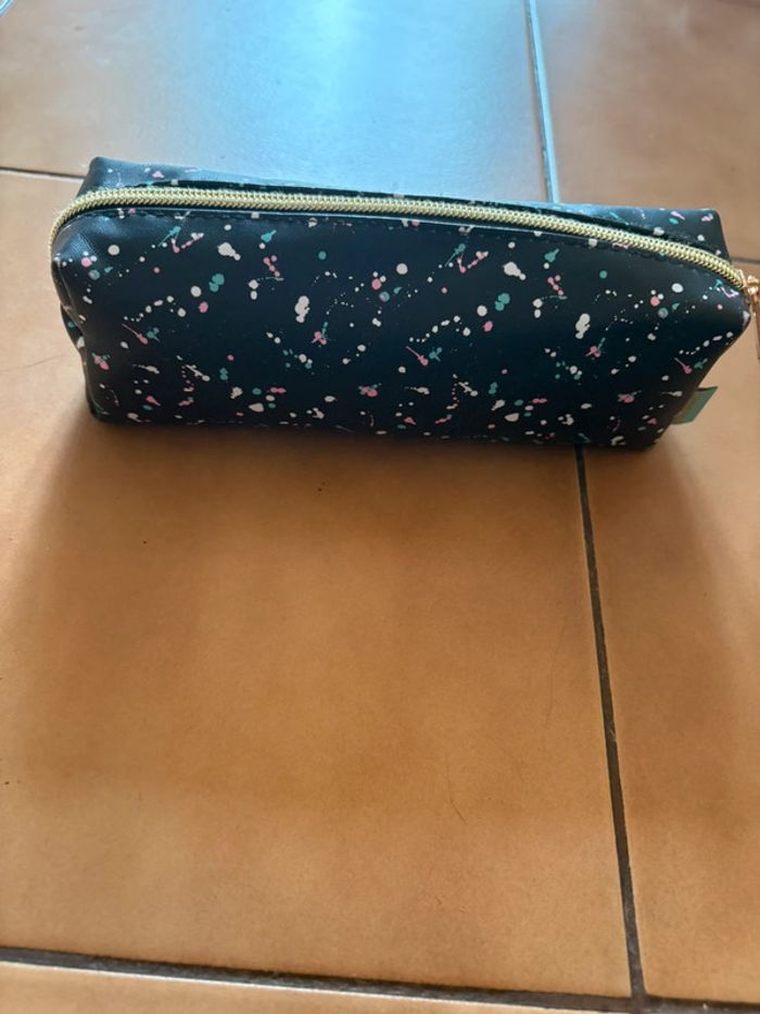 Trousse neuve - photo numéro 2