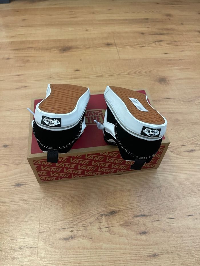 Vans  Sku skool noir neuve taille 36 - photo numéro 7