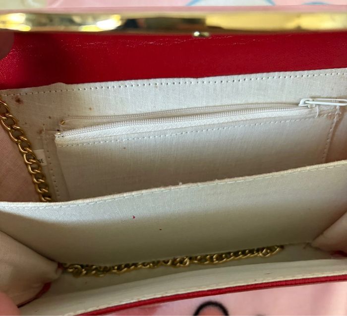Pochette rouge - photo numéro 4