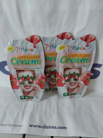 Lot 3 masques beauté fraise à la crème Neuf Claire's