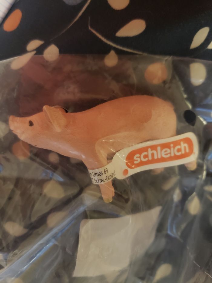 Schleich 13934 - petit cochon - Neuf - photo numéro 2