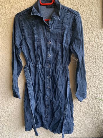 Robe en jean Esmara taille 38/40  ( sera repassé avant envoi)
