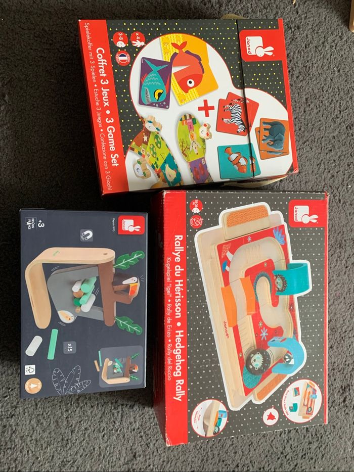 Lot de 3 coffrets de jeu de la marque Janod