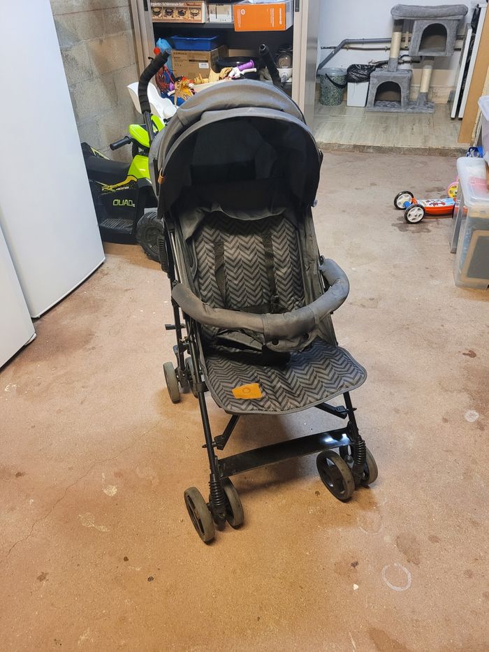 Lionelo Poussette canne