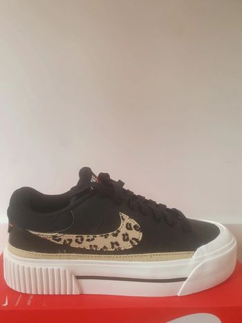 Nike Plateforme "Léopard " (36.5)