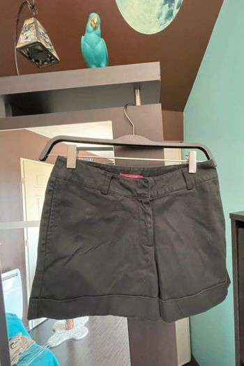 Short noir taille XS - Topstudio - Neuf