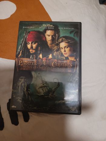 Pirates des caraïbes le secret du coffre maudit