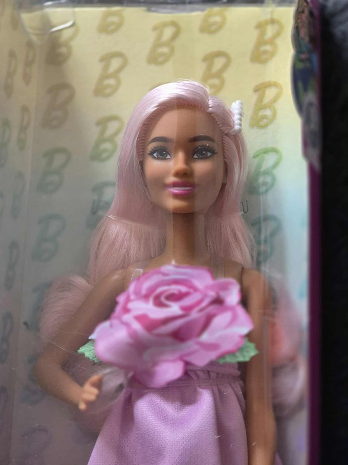 Barbie - Fashionistas Poupée La Vie en Rose - photo numéro 2