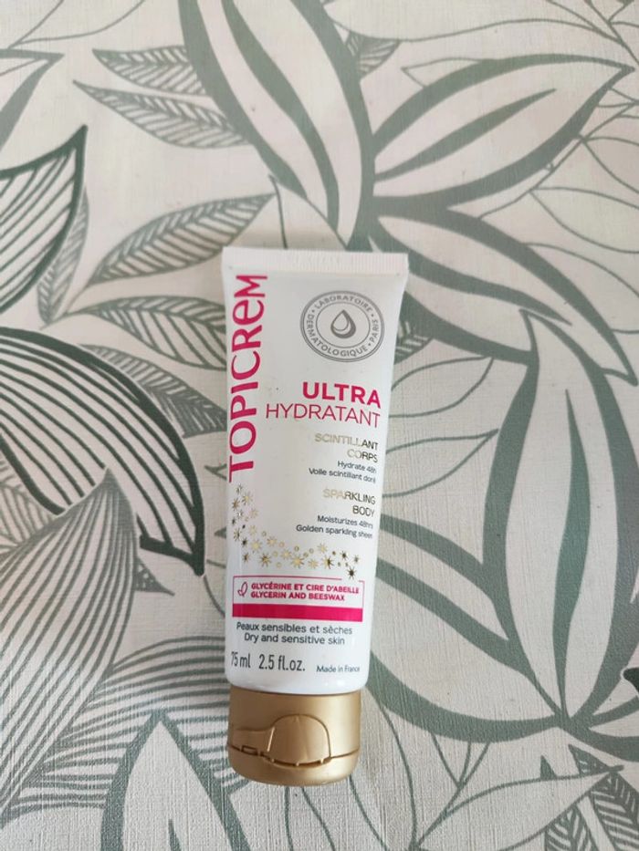 Topicrem ultra hydratant scintillant corps hydrate 48 h 75 ml valeur 15€ à utiliser avant 11/2026