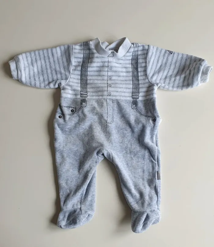 Pyjama 3 mois - photo numéro 4