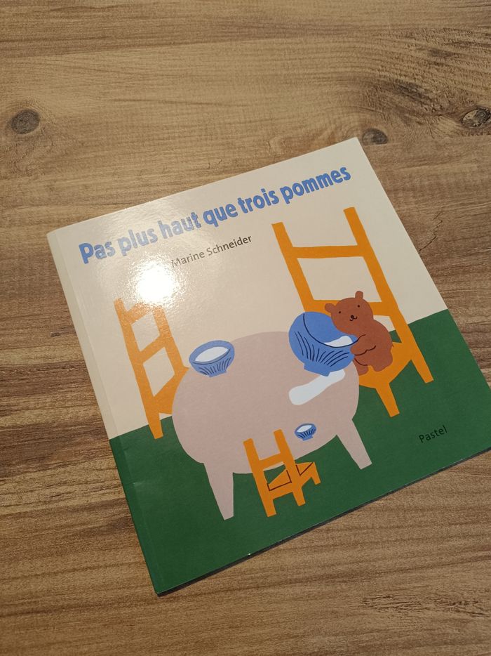 Livre Pas plus haut que trois pommes