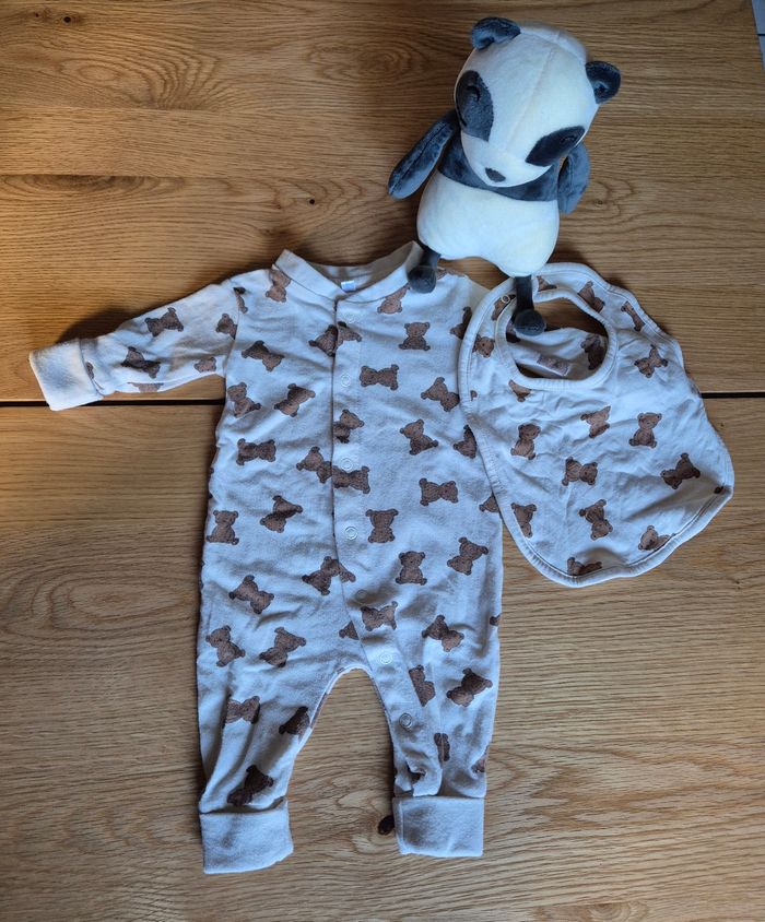 Pyjama zeeman avec bavoir