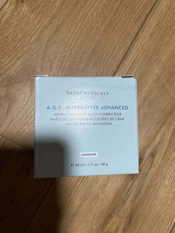 Skinceuticals AGE Interrupter Advanced - photo numéro 2