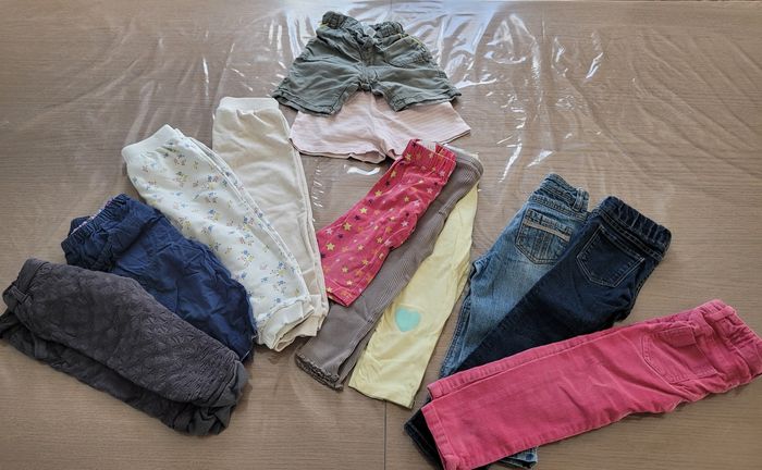 Lot vêtements fille 2 ans toute saison - photo numéro 4