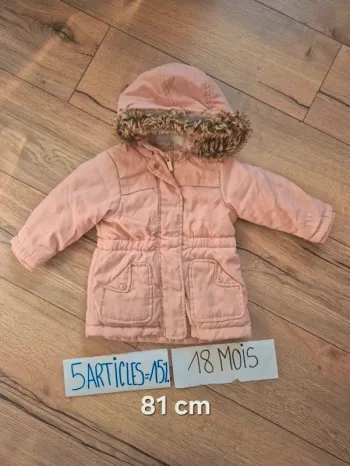 🌸 Manteau Vertbaudet vieux rose 18 mois (81 cm) fausse fourrure 🌸