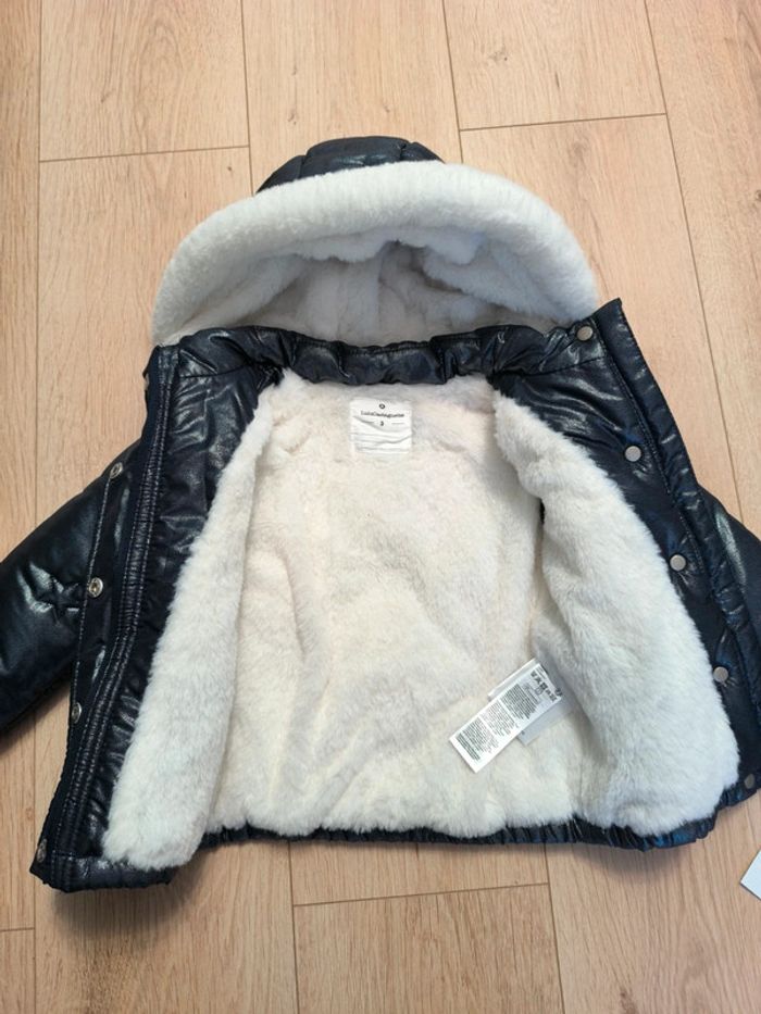 Parka / doudoune fille à capuche brillante bleu marine Lulu Castagnette neuve - Taille 3 ans - photo numéro 4
