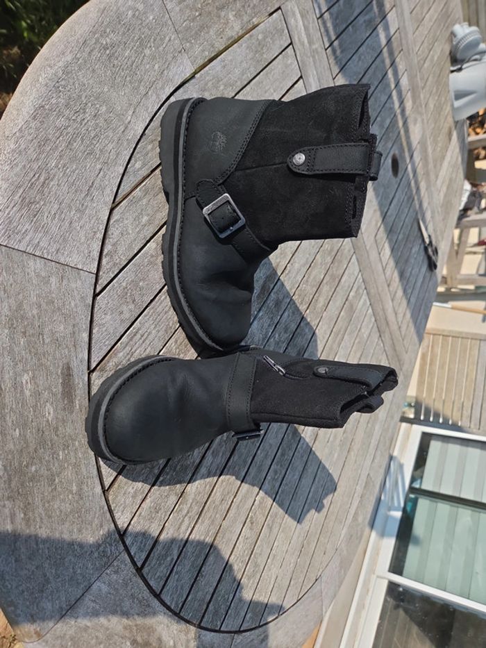Bottines timberland noire taille 34 - photo numéro 2