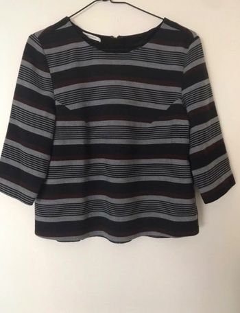 Haut à rayures