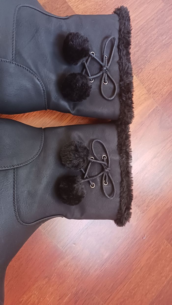 Bottines fourrées  pointure 39 - photo numéro 10