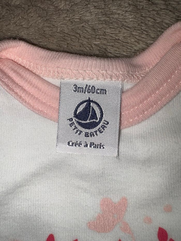 Lot de 3 bodies 3 mois Petit Bateau - photo numéro 9