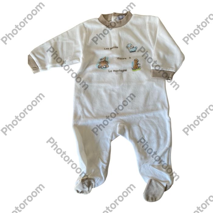 Les Petits Coeurs à la Montagne Pyjama Grenouillère blanc Taille 12 mois