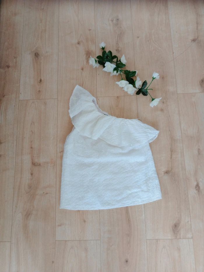 Top femme s épaule dénudée type broderie anglaise c84 - photo numéro 11