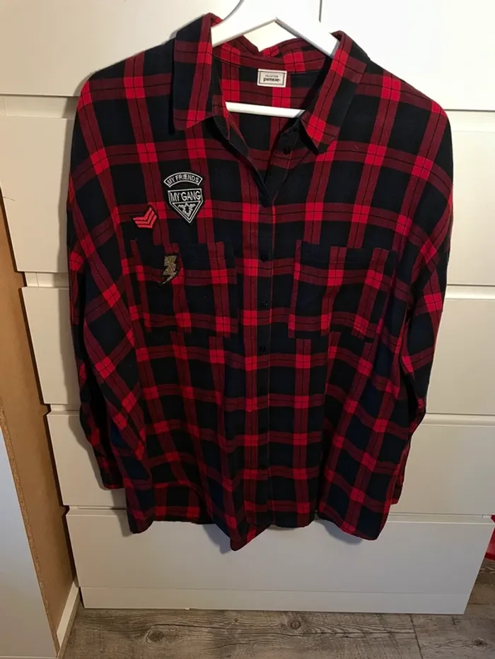 Chemise à carreaux
