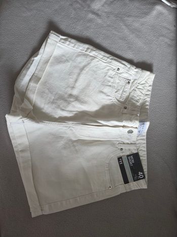 Short jean blanc