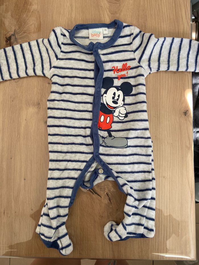 Pyjama 1 mois - photo numéro 4