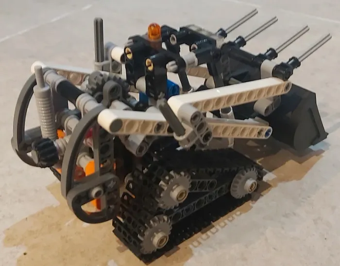 Lego Technic - 42032 - Jeu De Construction - La Chargeuse Compacte sur Chenilles - photo numéro 3