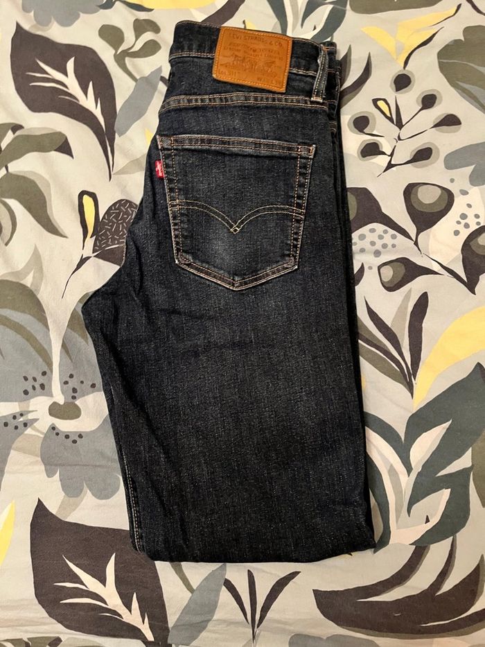 Vends jeans homme - photo numéro 4