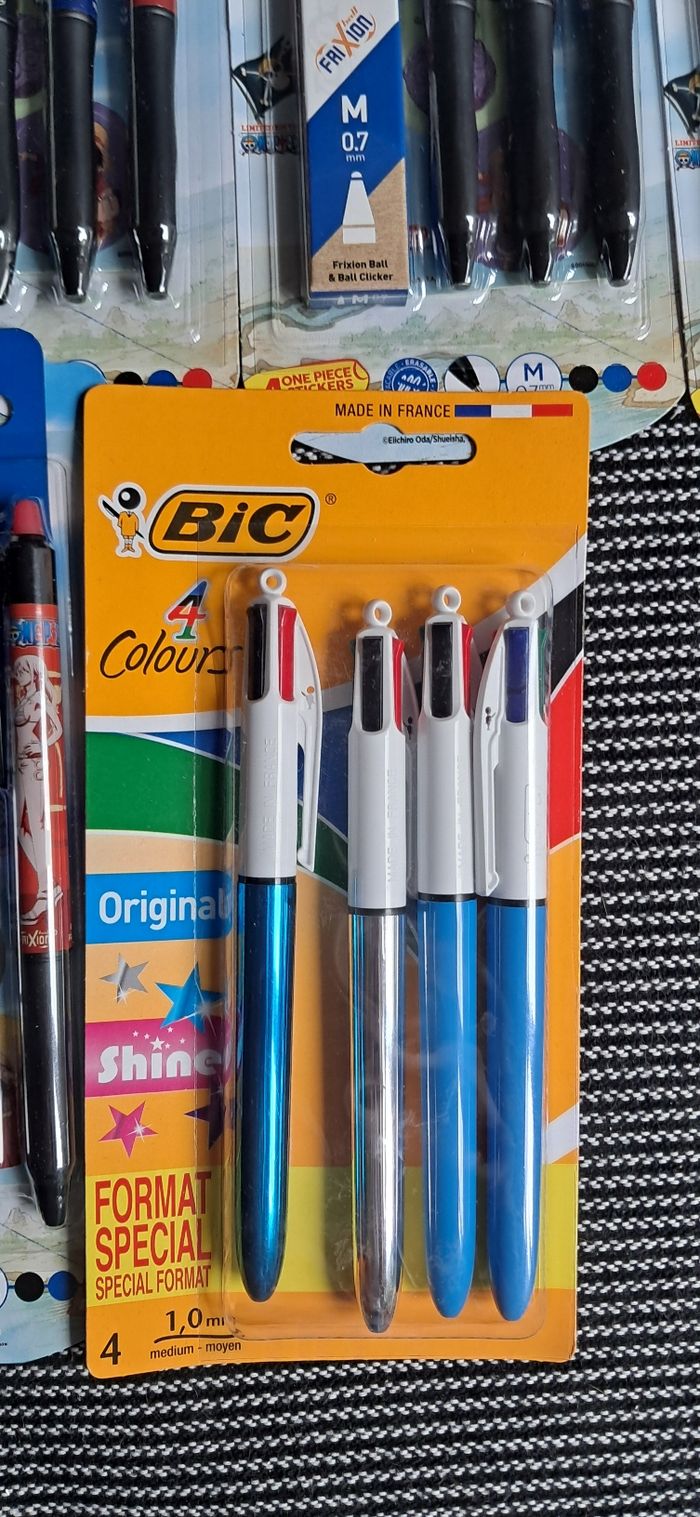 Fournitures scolaires - photo numéro 2