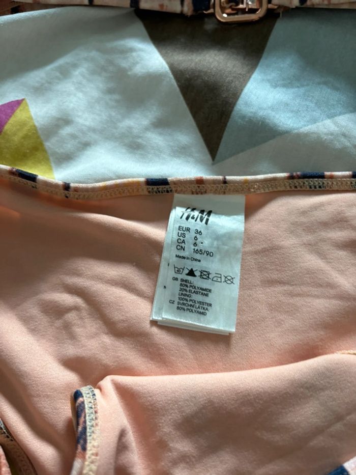 Maillot de bain 2 pièces à motifs rose pale et violet - photo numéro 3