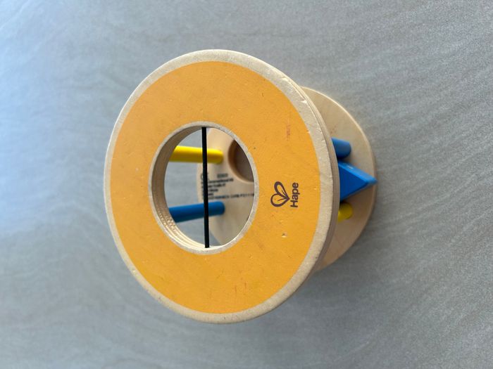 Rouleau trieur de formes Hape - photo numéro 3