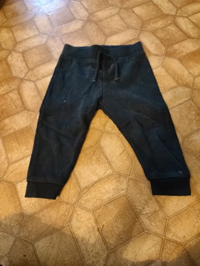Pantalon Primark 12/18 mois