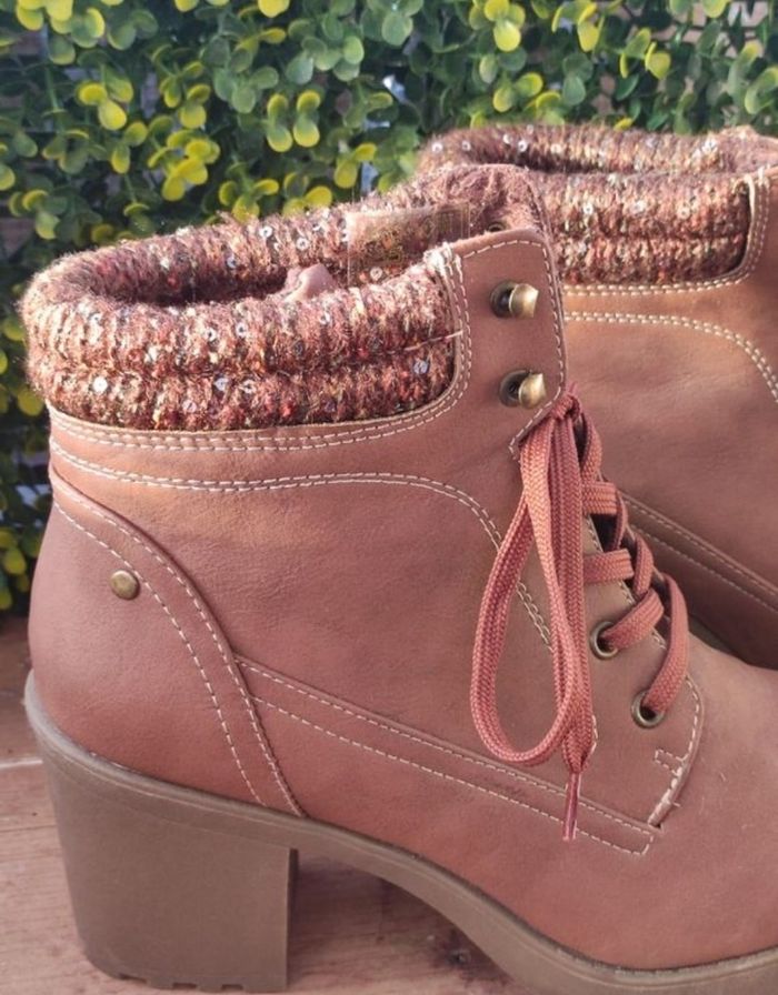 Bottines camel taille 41 - photo numéro 3