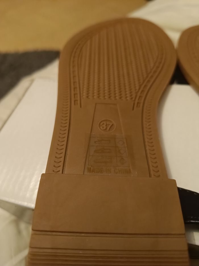 Nu pied sandales - photo numéro 6