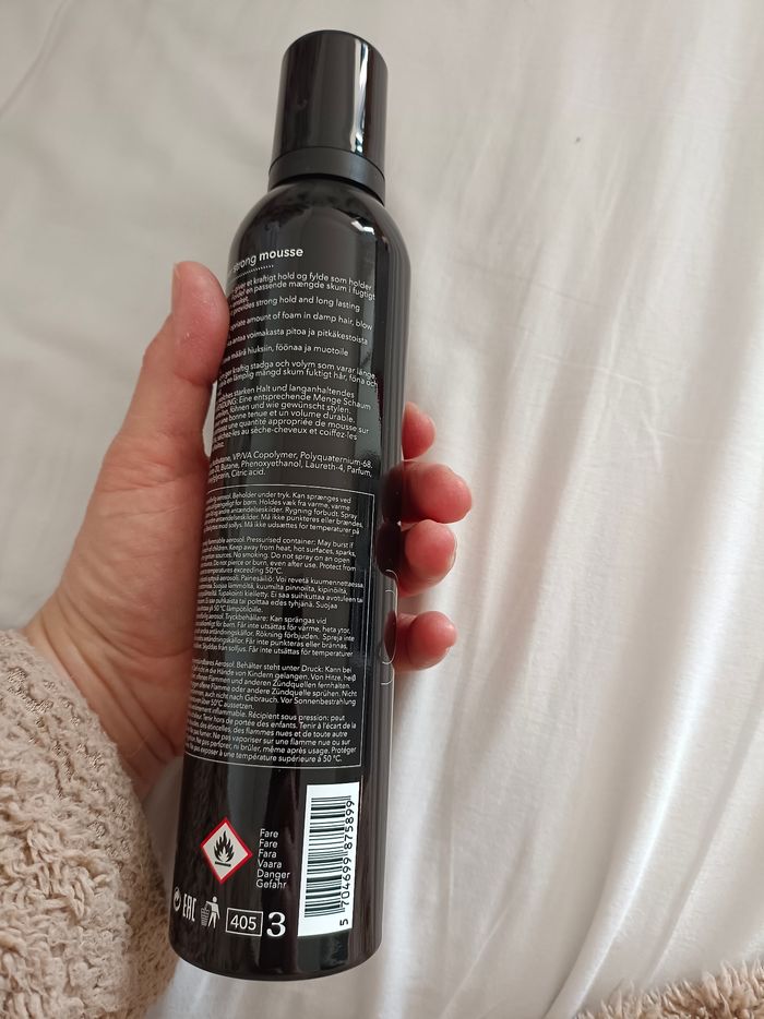 Mousse coiffante texturisante pour cheveux - photo numéro 3