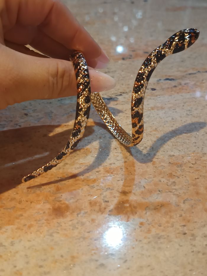 Bracelet original motif léopard tendance - photo numéro 2